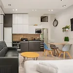 Cosy Studio Champs-Élysées - HALA PARIS